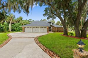 2301 LEEWARD COVE