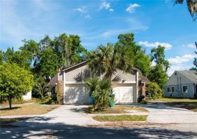 916 ROBINHOOD COURT