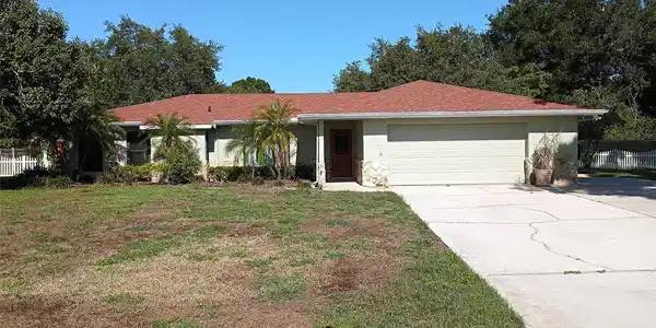 2420 BRIARWOOD LANE