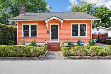 128 HIBISCUS COURT