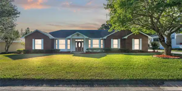 5818 COVEVIEW DRIVE E