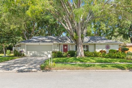 908 ANCHORAGE LANE
