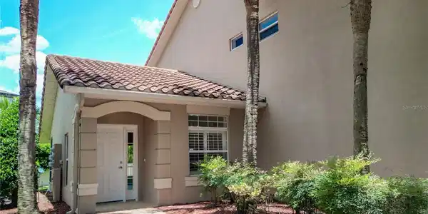 5304 BOWLINE COURT