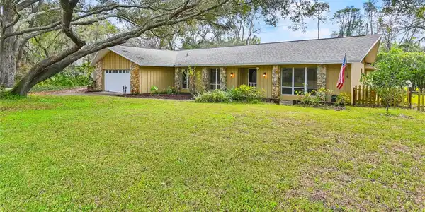 603 BLUE LAKE DR