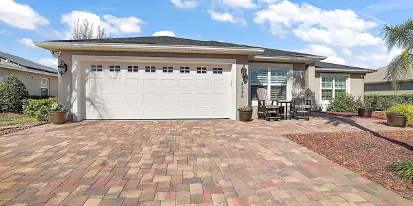 4996 SANDPIPER DRIVE