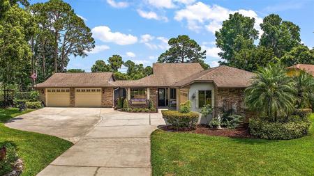 105 GREENTREE LANE