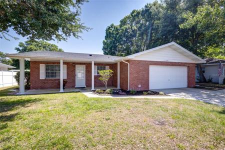 213 24TH COURT SW