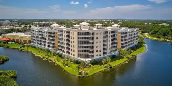 10510 BOARDWALK LOOP