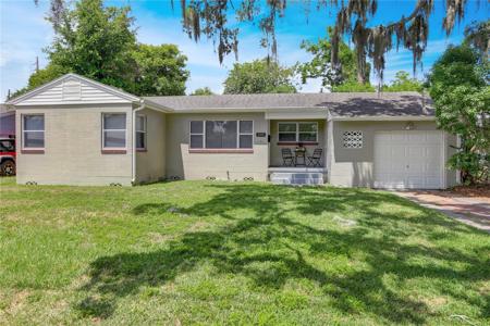 3006 KNOLLWOOD CIRCLE