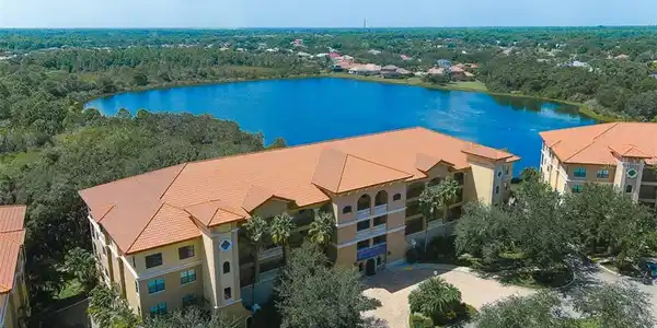 7702 LAKE VISTA COURT