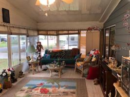 805 OAK BOULEVARD