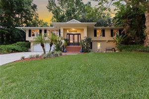 2433 E CROOKED LAKE DR
