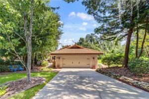 43 FOREST LANE