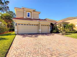 2802 SCENIC LANE