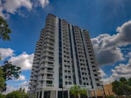 400 E COLONIAL DRIVE