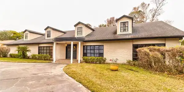 124 SPRING VALLEY LOOP