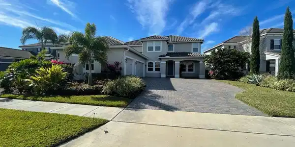 14258 COLONIAL POINTE DRIVE