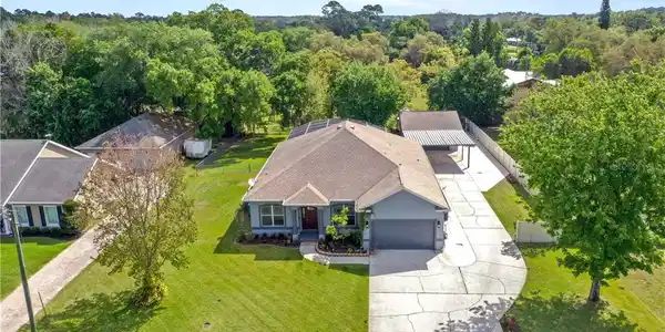 2445 HERON CT