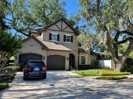 697 LAKE HARBOR CIRCLE