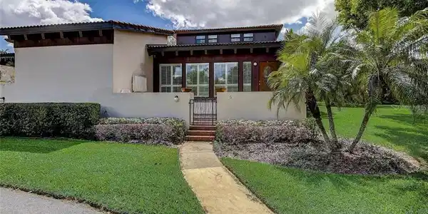 5 LOMA VERDE