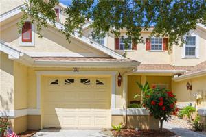 648 SPRING LAKE CIRCLE