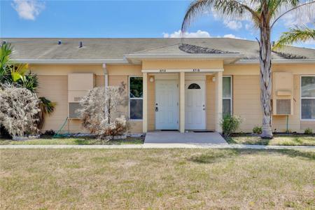 2713 CLUB CIRCLE