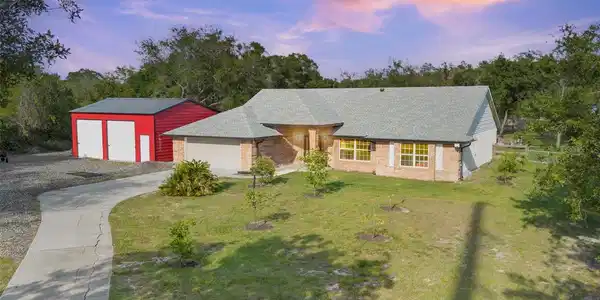 2791 LAKE HELEN OSTEEN ROAD