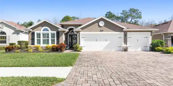 23 AUBERRY DRIVE