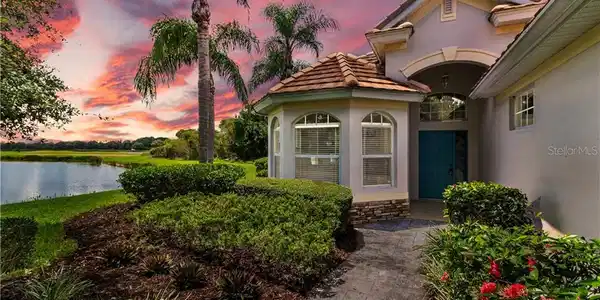 6505 OAKLAND HILLS DRIVE