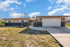 1265 E HANCOCK DRIVE