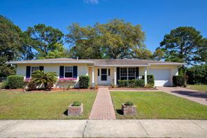 1493 E HANCOCK DRIVE