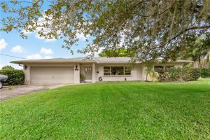 6085 AVOCADO DR