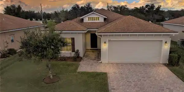 4136 ABERDEEN LANE