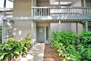 3032 CAMELOT DRIVE