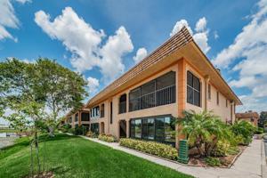 10194 SEMINOLE ISLAND DRIVE