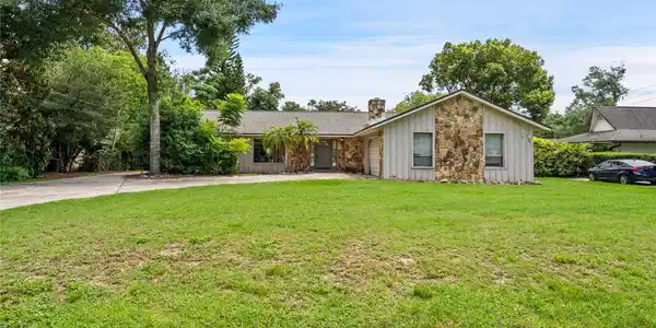 2310 OAK DRIVE