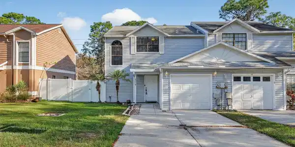 5215 CORVETTE DRIVE