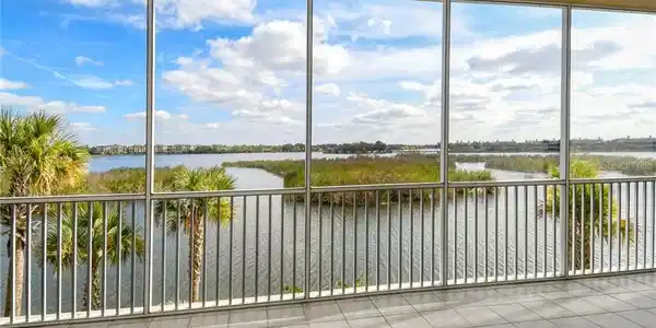 10510 BOARDWALK LOOP
