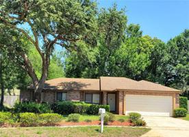 2212 MAPLETON COURT