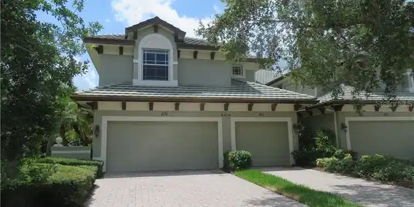 6434 MOORINGS POINT CIRCLE