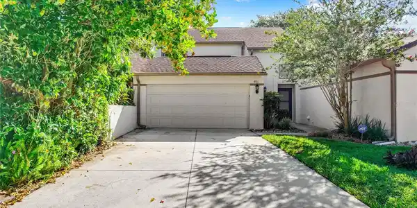 2711 NIGHT HAWK COURT