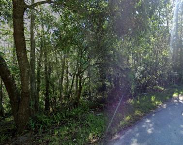 O EDGEWATER DRIVE