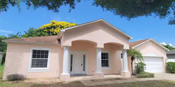 215 PAMONA STREET
