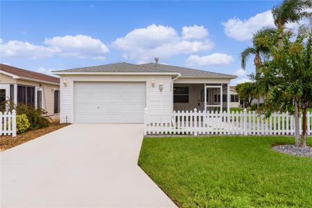 1572 BAYOU PLACE