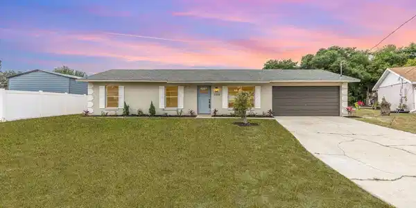 2076 ALTOONA LANE