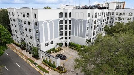 300 E SOUTH STREET