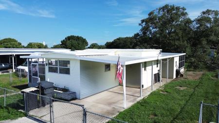 363 CALOOSA COURT