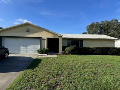 1304 HIGHLAND CIRCLE