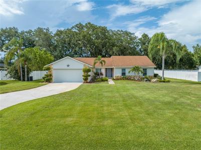 1511 SKYLINE DRIVE