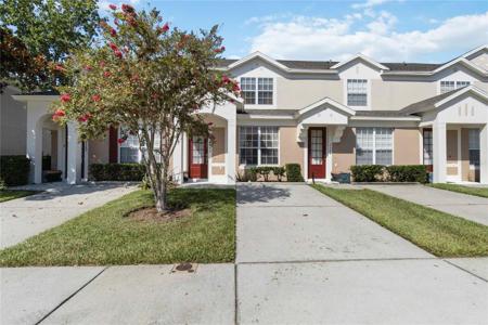 2382 SILVER PALM DRIVE E